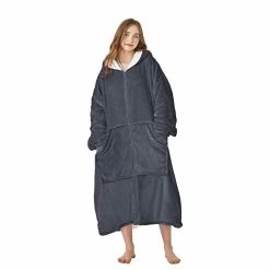 JOYWOO Wearable Blanket, Oversized Sherpa Sweatshirt Blanket For Women And Men With Zipper And Big Pockets, One Size Fits All Pink