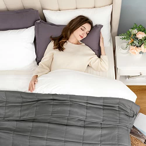 HBlife Weighted Blanket 20lbs For Adults, 100% Oeko-Tex Certified Cozy Heavy Blanket King Size With Premium Glass Beads, Dark Grey 88X104 Inches 3 HBlife Weighted Blanket 20lbs For Adults, 100% Oeko-Tex Certified Cozy Heavy Blanket King Size With Premium Glass Beads, Dark Grey 88X104 Inches