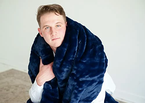 Minky Couture Premium Solid Color Blanket - Soft, Warm, Cozy, Comfortable, (Grande, Lush Navy) 5 Minky Couture Premium Solid Color Blanket - Soft, Warm, Cozy, Comfortable, (Grande, Lush Navy) - Image 3