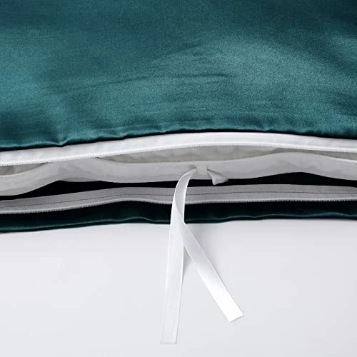 Ersmak 48" X 72" Duvet Cover For Weighted Blanket, Removable Satin Duvet Cover For Weighted Blanket, 8 Ties Secure Fastening, Teal 6 Ersmak 48" X 72" Duvet Cover For Weighted Blanket, Removable Satin Duvet Cover For Weighted Blanket, 8 Ties Secure Fastening, Teal - Image 4