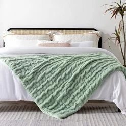 RHEIN HOME Electric Heated Throw Blanket 50''x60'' - Velvety Soft Fast Heating Blanket Machine Washable With 4 Heat Settings 3H Auto Off Over-Heat Protection (Gray) -Electric Blankets Sales Store 514IVeLvtGL. AC