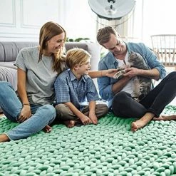 LIFEBEAUTY Knitted Weighted Blanket(47"x70" 15lbs) , Handmade Non-Shedding Thick Polyester Throw Blanket For Sleep Stress Or Home Décor, Rest And Relax Filler Free Cozy For Bed Sofa，Light Green -Electric Blankets Sales Store 51J9BFsMUtL