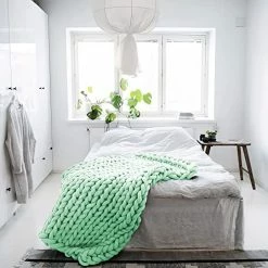 LIFEBEAUTY Knitted Weighted Blanket(47"x70" 15lbs) , Handmade Non-Shedding Thick Polyester Throw Blanket For Sleep Stress Or Home Décor, Rest And Relax Filler Free Cozy For Bed Sofa，Light Green -Electric Blankets Sales Store 51OGgUFuvfL