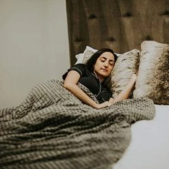 JoysMart 3-Piece Set 100% Cotton Weighted Blanket Adult 15 Lbs. 48x72, Soft Minky Dot Washable Duvet Cover And Weighted Minky Dot Microwavable Shoulder Wrap/Lap Pad - Noiseless Glass Microbeads. -Electric Blankets Sales Store 51ULdHndbuL