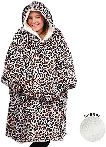 THE COMFY Original | Oversized Microfiber & Sherpa Wearable Blanket, Seen On Shark Tank, One Size Fits All Black Qtr Zip 16 THE COMFY Original | Oversized Microfiber & Sherpa Wearable Blanket, Seen On Shark Tank, One Size Fits All Black Qtr Zip - Image 15